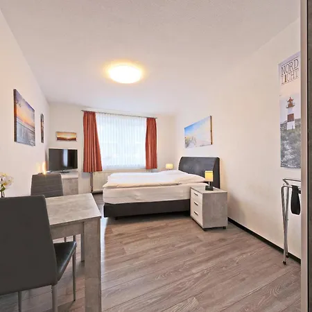 Huelsmann Garni Hotel Stadland