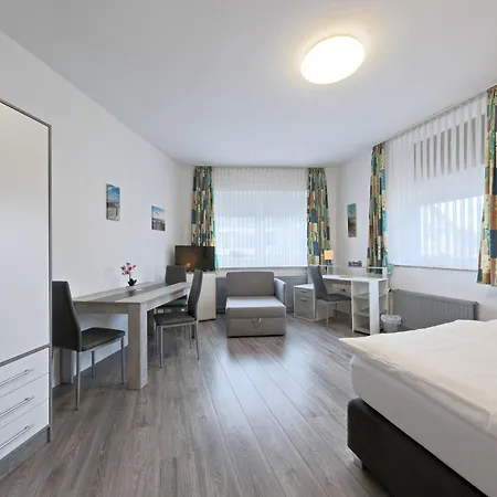 Huelsmann Garni * Stadland