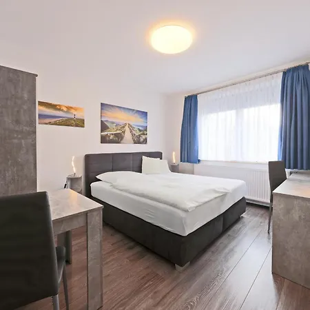 Huelsmann Garni Hotel Stadland