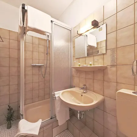 Huelsmann Garni Hotel Stadland